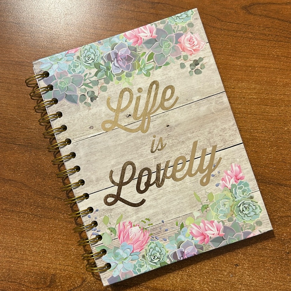 FARMHOUSE THEMED JOURNAL NWT